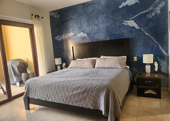 Ocean Front El Faro Reef 304